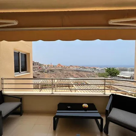 With Pool, Wifi, A 600 M De Paraiso In Tenerife South Apartamento